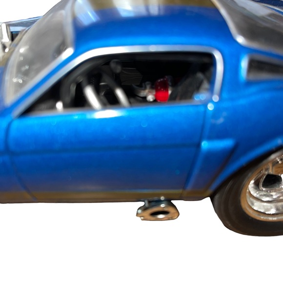 Vtg 2003 1966 Ford Mustang GT 350 Shelby Muscle Machines 1:18 Blue/Gold Stripe - Picture 8 of 13